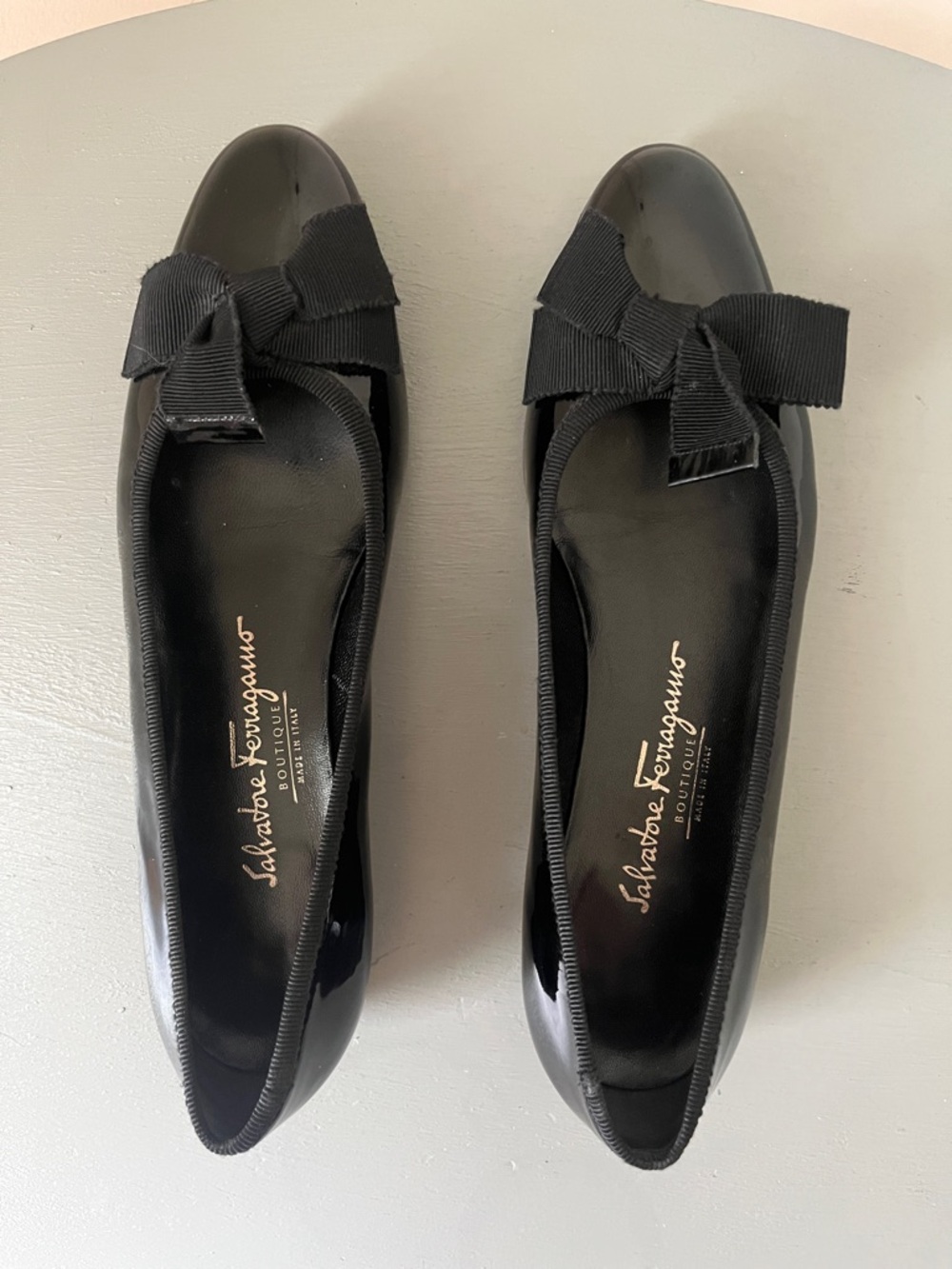 Salvatore Ferragamo Black Patent Leather Bow Ballet Flats Size 7.5